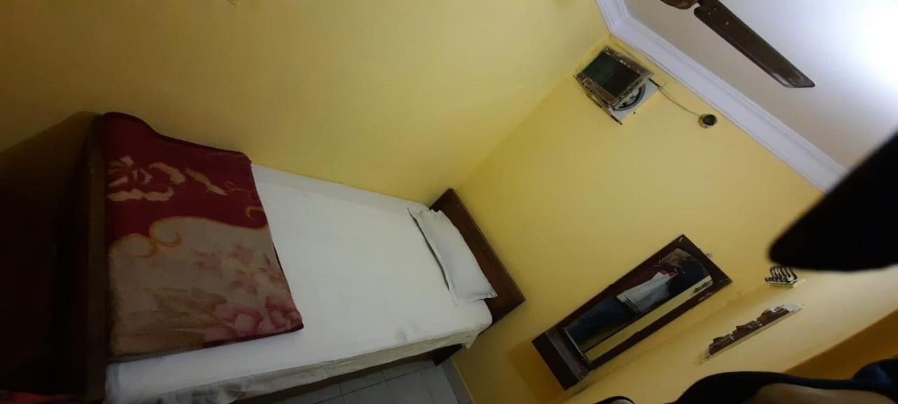 Khaja Habib Hotel 加尔各答 外观 照片
